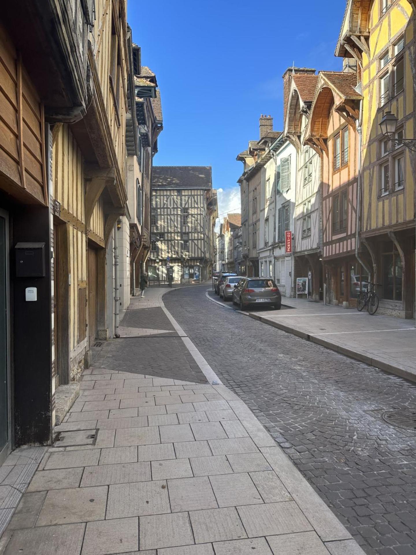Maison Atypique En Centre-Ville Troyes Extérieur photo